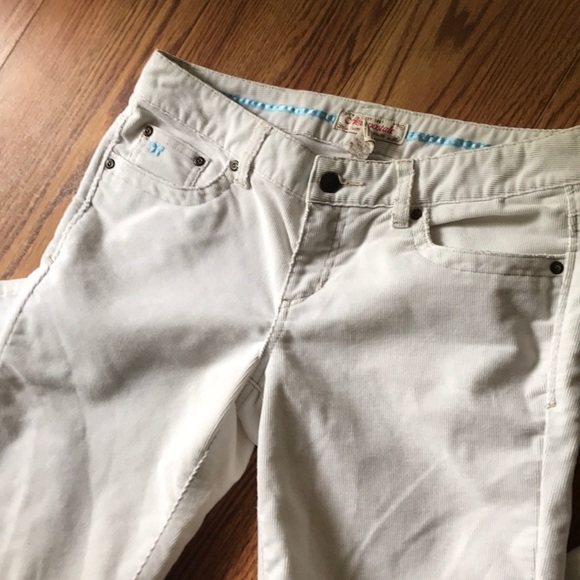 AéRopostale cream corduroys - Picture 2 of 4